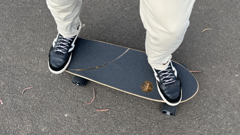 Revisión de Exway Ripple: patineta eléctrica portátil asequible