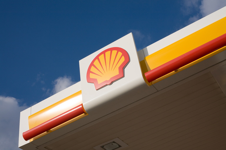 Shell se deshace de algunas gasolineras en favor de la carga de vehículos eléctricos