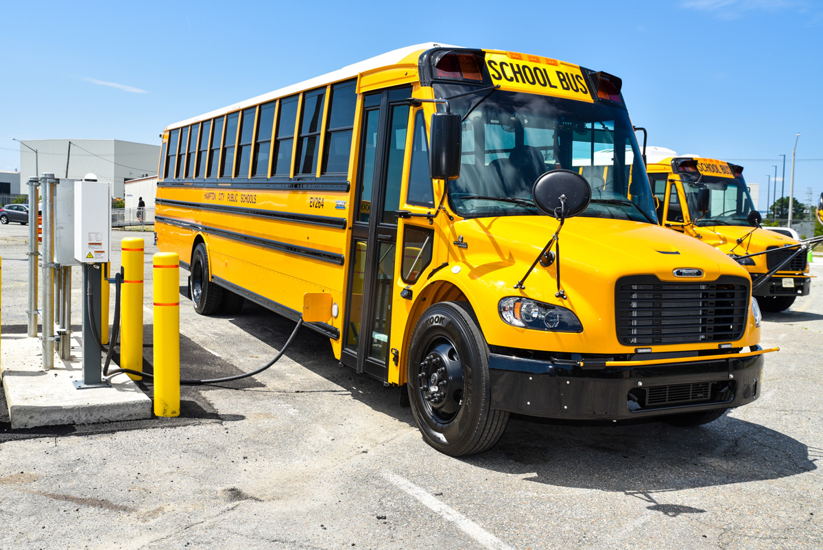 Vehículos eléctricos cargados |  Thomas Constructed Buses superó las 1,5 millones de millas recorridas en autobuses escolares eléctricos en Virginia