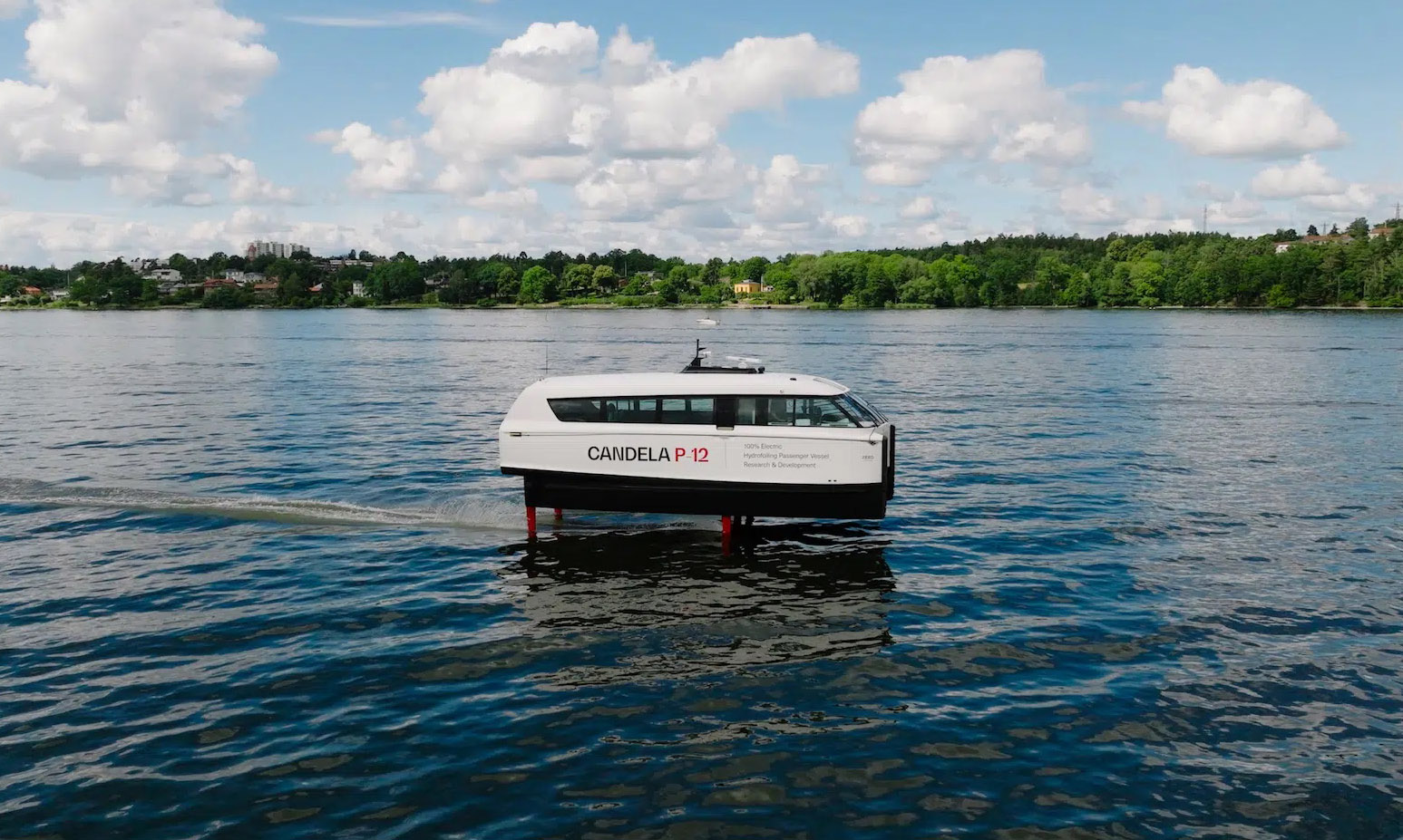 Vehículos eléctricos con carga | Los hidroalas eléctricos debutarán en el mar Rojo en 2025