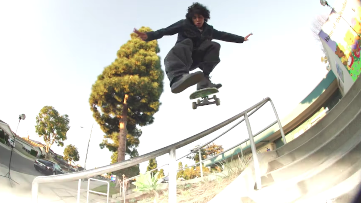 Del podio de ‘Rattling Am’ a las calles: el nuevo video de Bones Bearings de Abner Pietro golpea fuerte