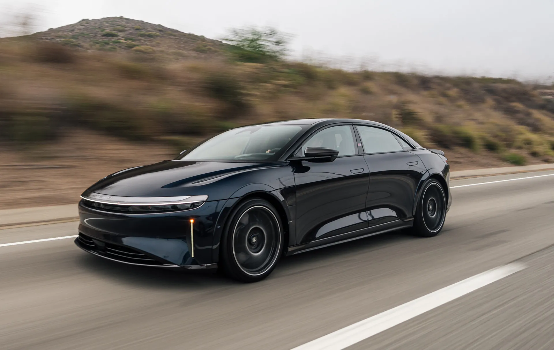 El Lucid Air Sapphire blindado se vuelve a prueba de balas por 475.000 dólares