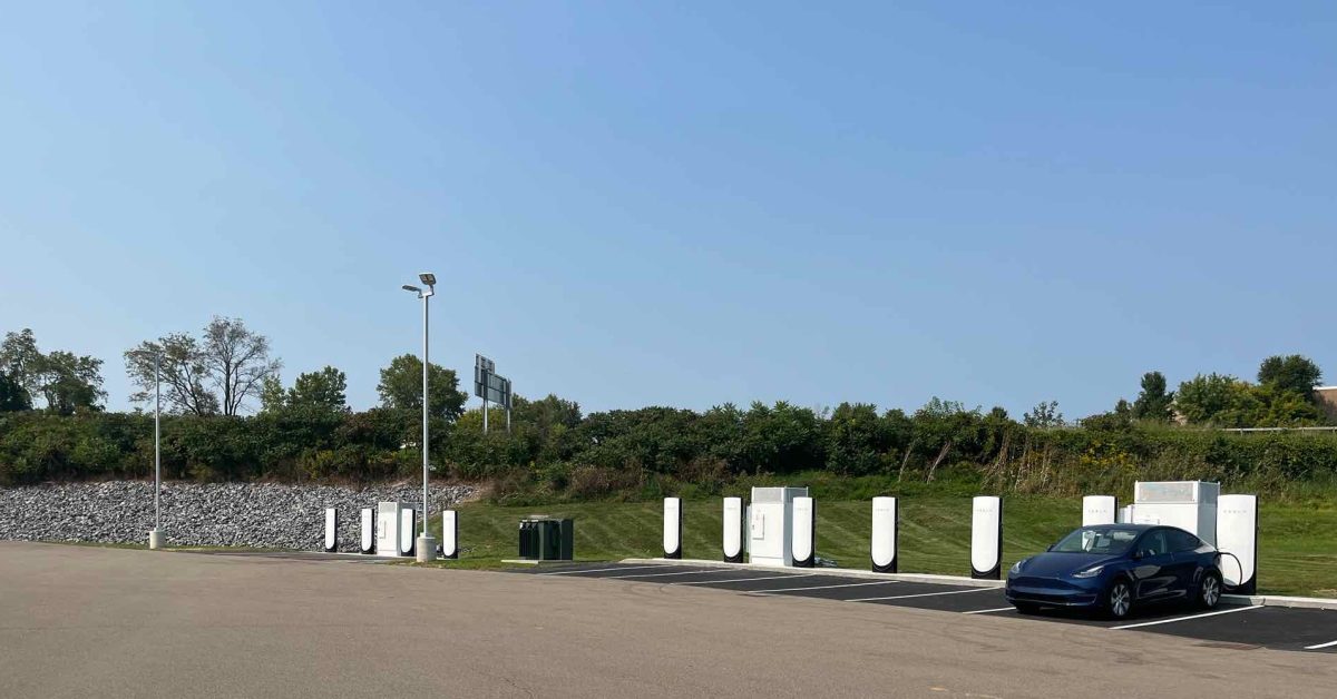 Dandy Mini Marts elige a Tesla para instalar sus primeros cargadores de vehículos eléctricos