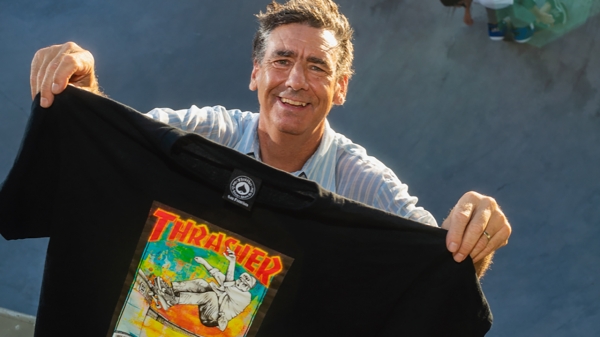 Thrasher Journal – En la tienda: Camisetas de portada de agosto de 2024 de Lance Mountain