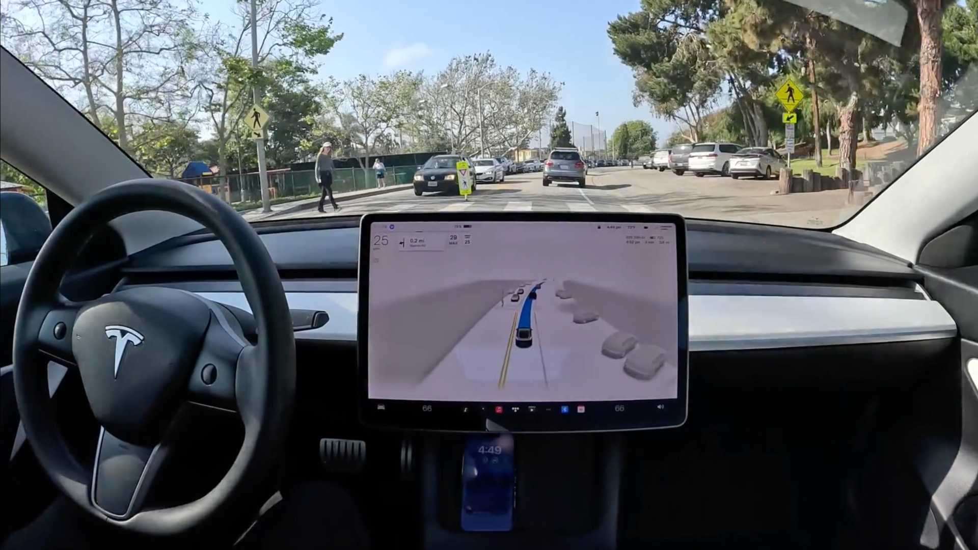 Los Tesla Ubers con conducción totalmente autónoma son básicamente robotaxis de grado Temu