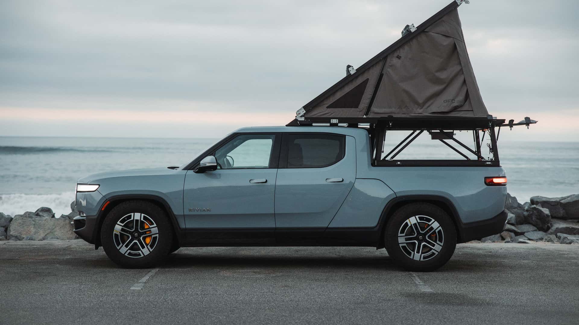 Los propietarios de Rivian R1T finalmente pueden obtener una decoración para caravana adecuada